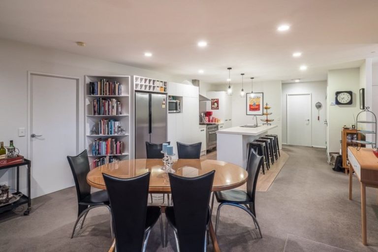 Photo of property in 38 Hillcrest Road, Raumati Beach, Paraparaumu, 5032