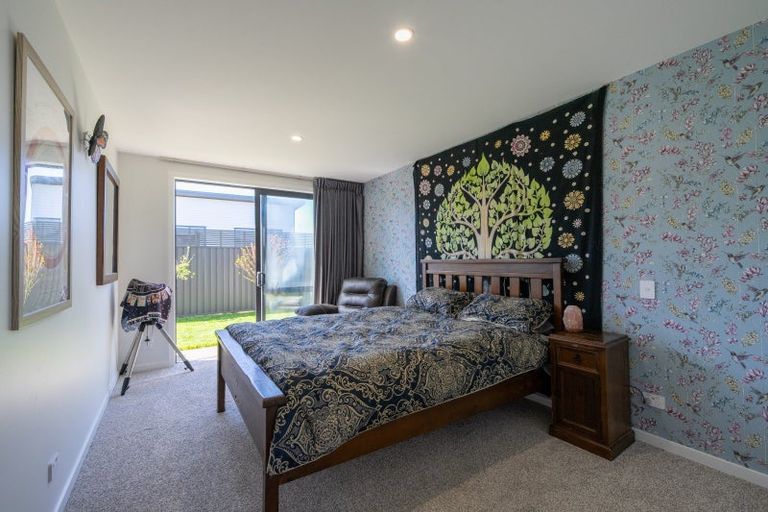 Photo of property in 28 Burnby Drive, Te Anau, 9679