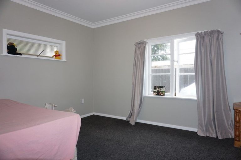 Photo of property in 15 Hannan Street, Levin, 5510