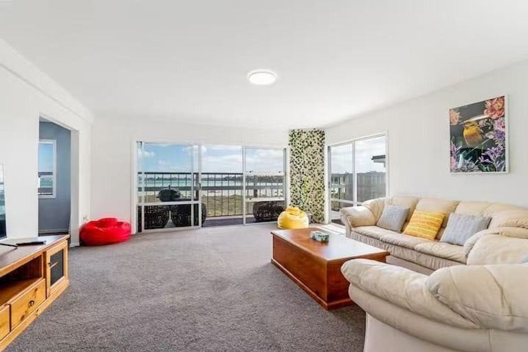 Photo of property in 36a Walter Street, Hauraki, Auckland, 0622