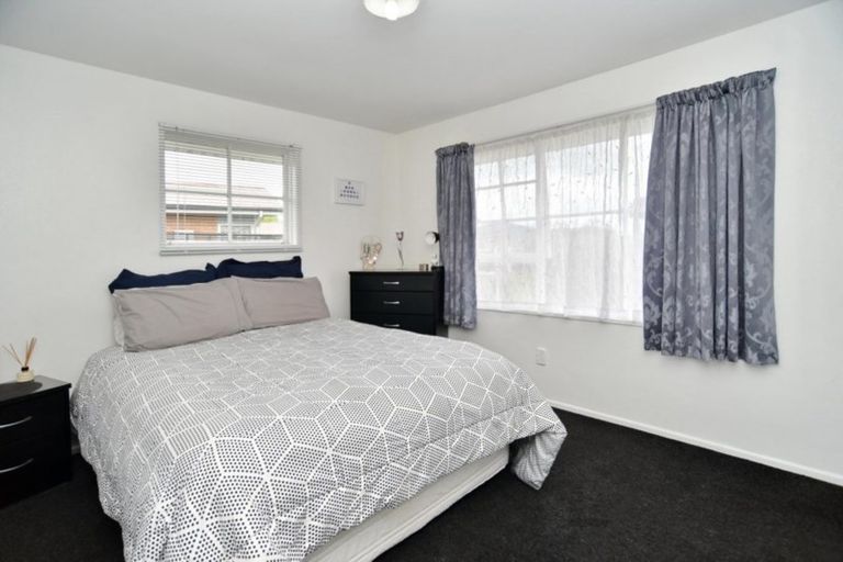 Photo of property in 3 Cowper Place, Avondale, Christchurch, 8061