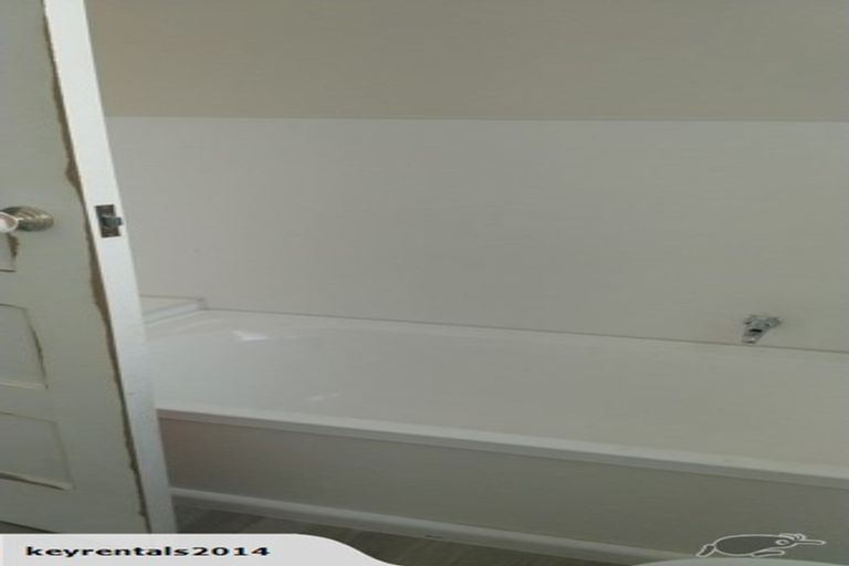 Photo of property in 37 Biddle Crescent, Taita, Lower Hutt, 5011