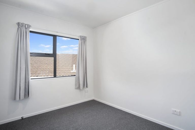Photo of property in 9 Simon Ellice Drive, Bayview, Auckland, 0629