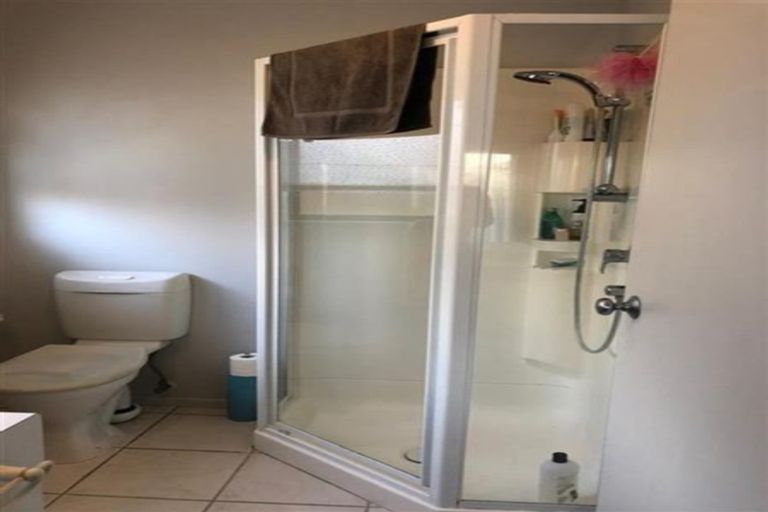 Photo of property in 3b Waitemata Road, Hauraki, Auckland, 0622