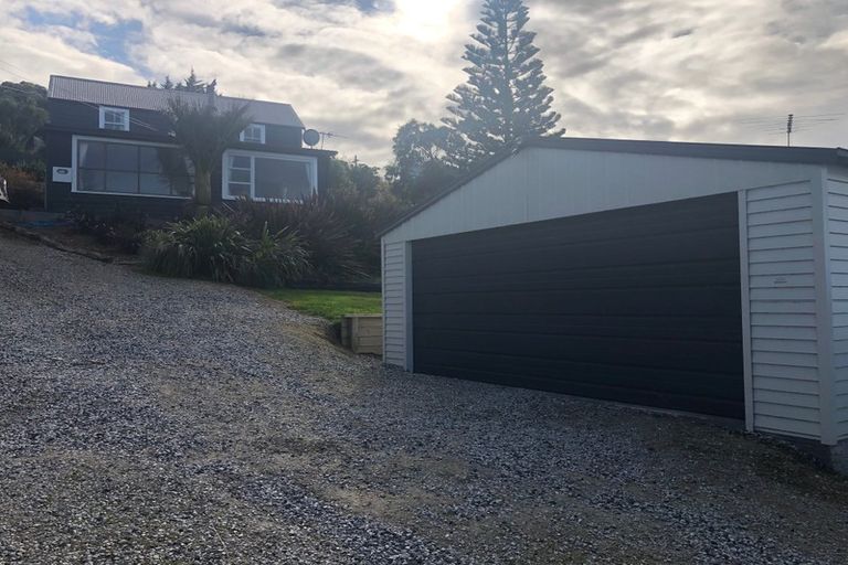 Photo of property in 17 Queen Street, Brighton, Dunedin, 9035