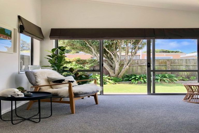 Photo of property in 44a Stone Street, Miramar, Wellington, 6022