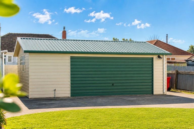 Photo of property in 122 Pownall Street, Masterton, 5810