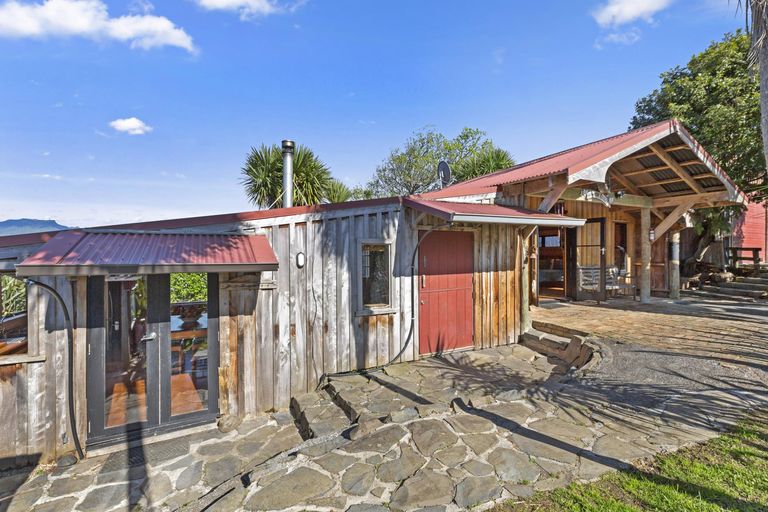 Photo of property in 5 Te Whare Hauora Place, Raglan, 3225