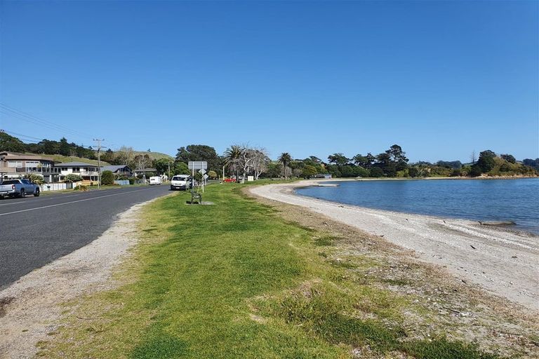 Photo of property in 25 Ferndale Drive, Kawakawa Bay, 2585