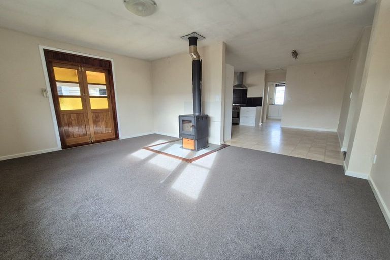 Photo of property in 14 Lincoln Street, Picton, 7220