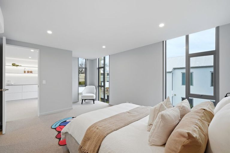 Photo of property in 1/42 Browns Road, St Albans, Christchurch, 8014