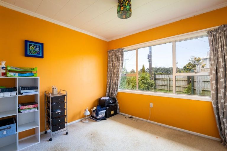 Photo of property in 5h Pembroke Street, Westown, New Plymouth, 4310