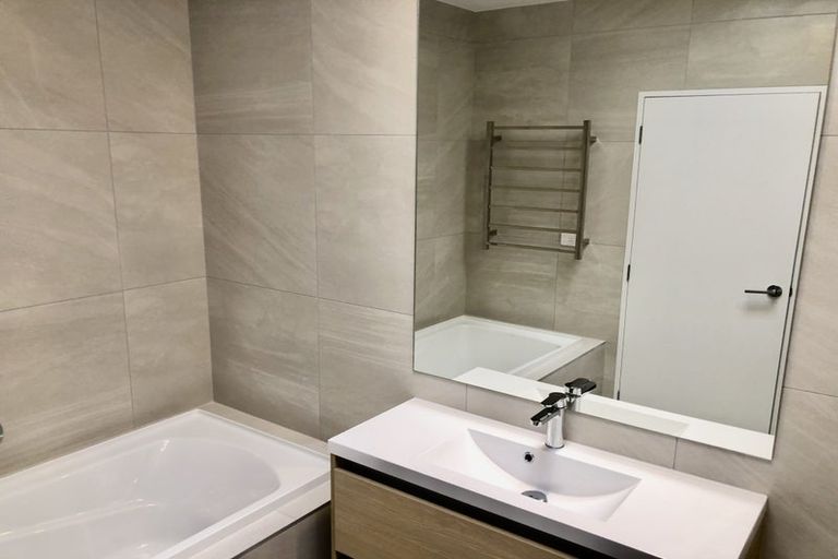 Photo of property in 34 Cambie Avenue, Red Beach, 0932