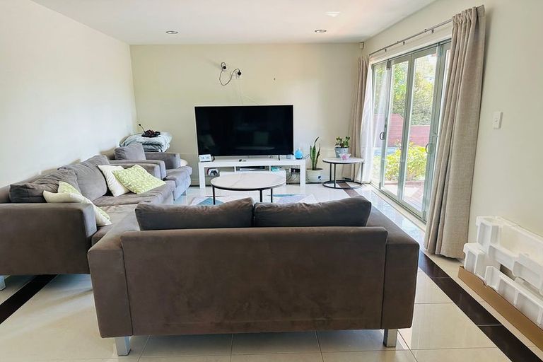 Photo of property in 24 Castleton Drive, Howick, Auckland, 2014