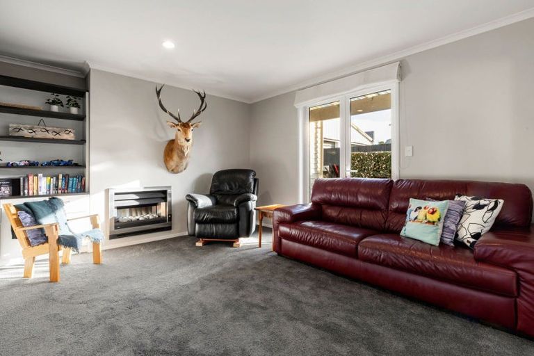 Photo of property in 49 Clare Street, Cambridge, 3434