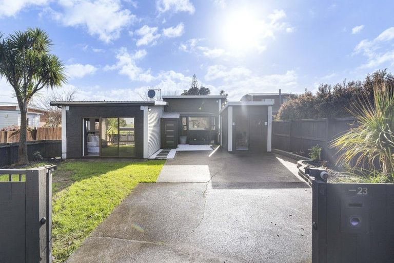 Photo of property in 1/23 Roys Road, Weymouth, Auckland, 2103