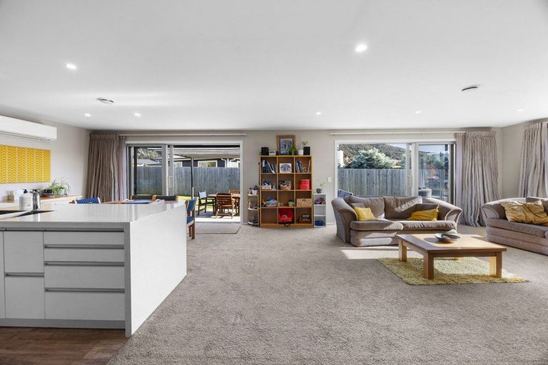 Photo of property in 4 Kingfisher Crescent, Albert Town, Wanaka, 9305