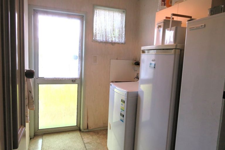 Photo of property in 1101 Queen Sh25 Street, Thames, 3500