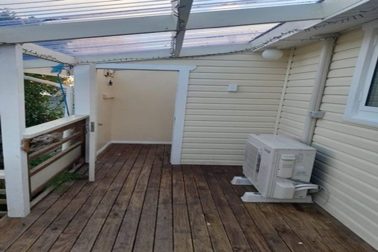 Photo of property in 10 Churchill Crescent, Foxton, 4814