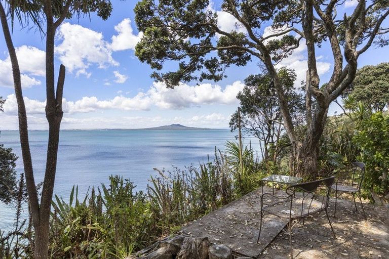 Photo of property in 197 Beach Road, Campbells Bay, Auckland, 0620