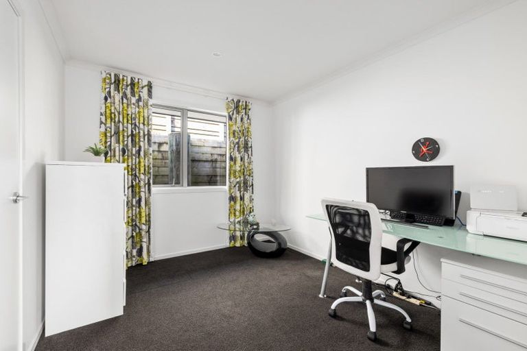 Photo of property in 10 Hayden Way, Welcome Bay, Tauranga, 3112