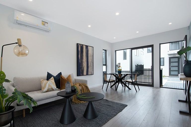 Photo of property in 7b Poto Street, Te Atatu South, Auckland, 0610