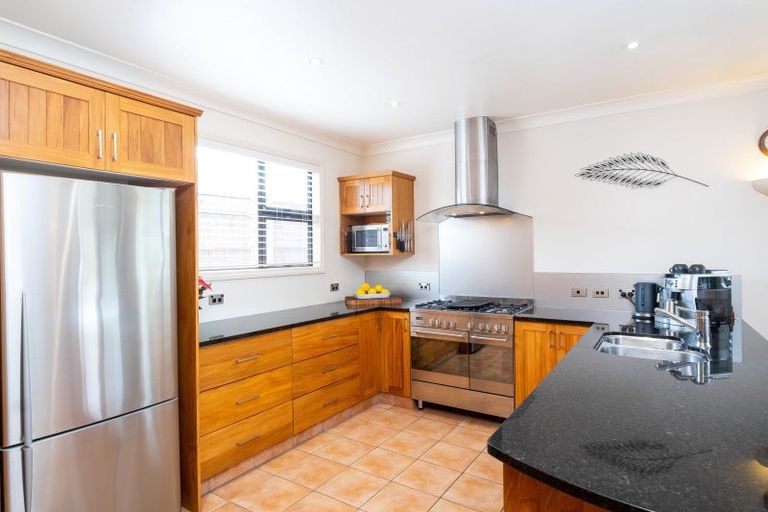 Photo of property in 5 Selwyn Road, Hospital Hill, Napier, 4110