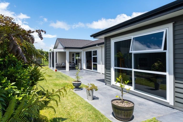 Photo of property in 21 Meissner Road, Havelock North, 4130
