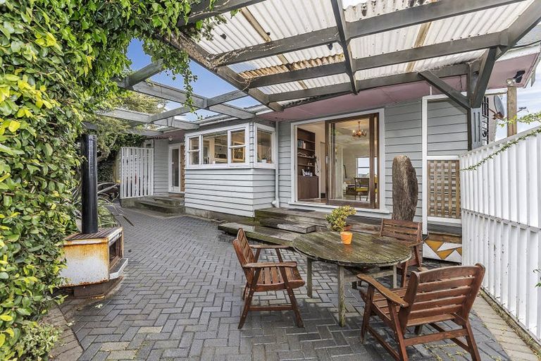 Photo of property in 87a Seatoun Heights Road, Seatoun, Wellington, 6022