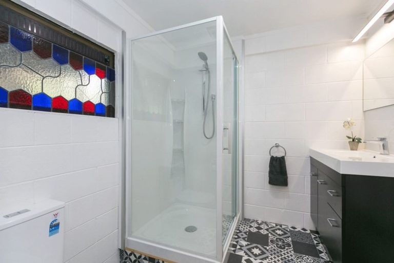 Photo of property in 2 Motukari Place, Onaero, Waitara, 4383