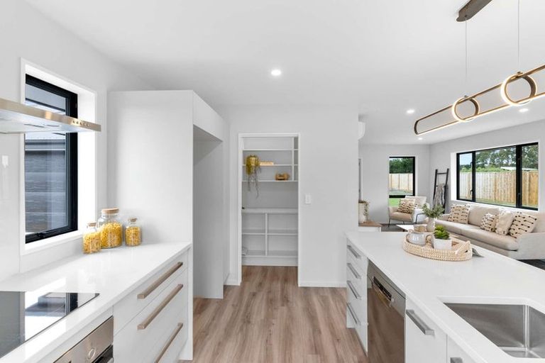 Photo of property in 1 Harrier Place, Amberley, 7410