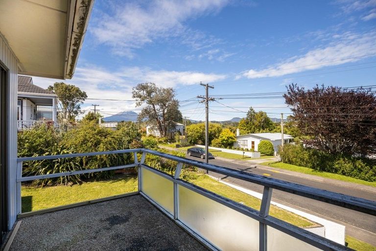 Photo of property in 56 Wallath Road, Westown, New Plymouth, 4310