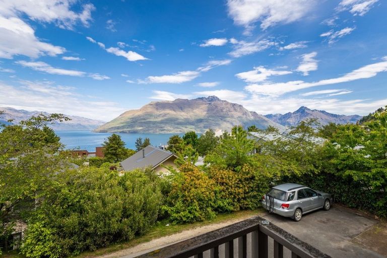 Photo of property in 6/4 Sainsbury Road, Fernhill, Queenstown, 9300