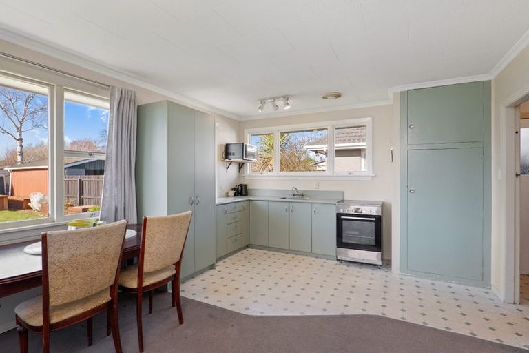 Photo of property in 132 Grimseys Road, Redwood, Christchurch, 8051