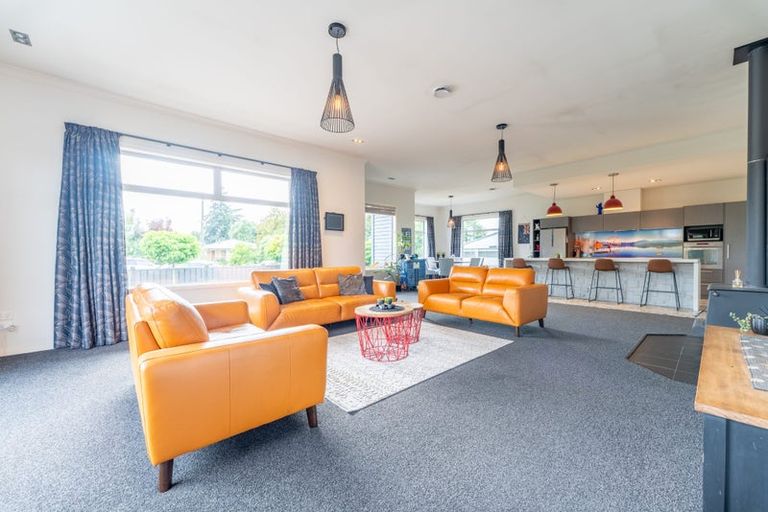 Photo of property in 77 Mckenzie Street, Geraldine, 7930