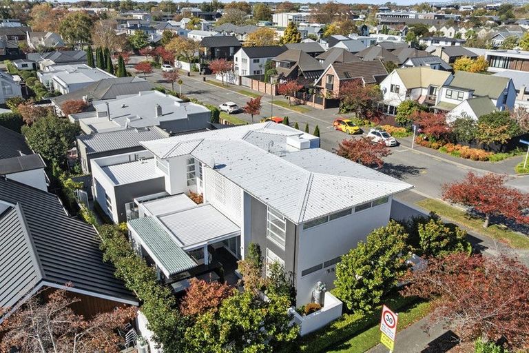Photo of property in 55 Merivale Lane, Merivale, Christchurch, 8014