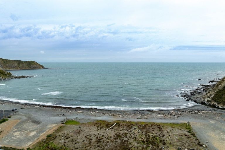 Photo of property in 6 Estuary Street, Makara Beach, Karori, 6972