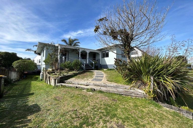 Photo of property in 46c Percy Road, Papamoa Beach, Papamoa, 3118