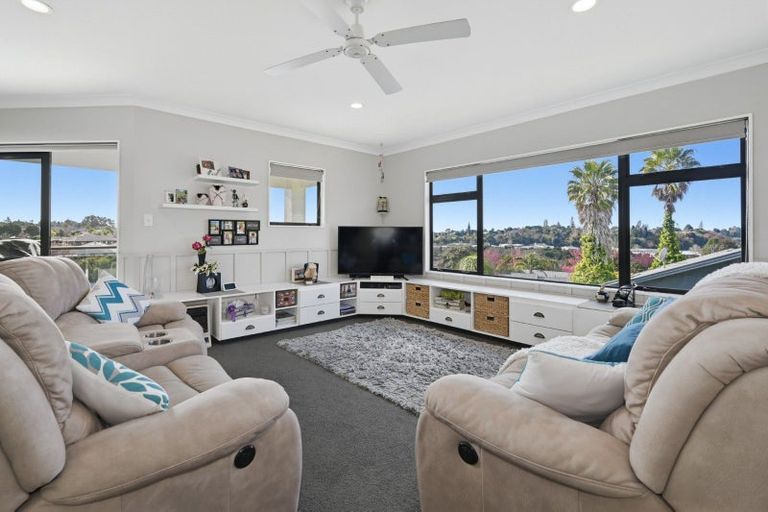 Photo of property in 6a Taramea Rise, Pyes Pa, Tauranga, 3112