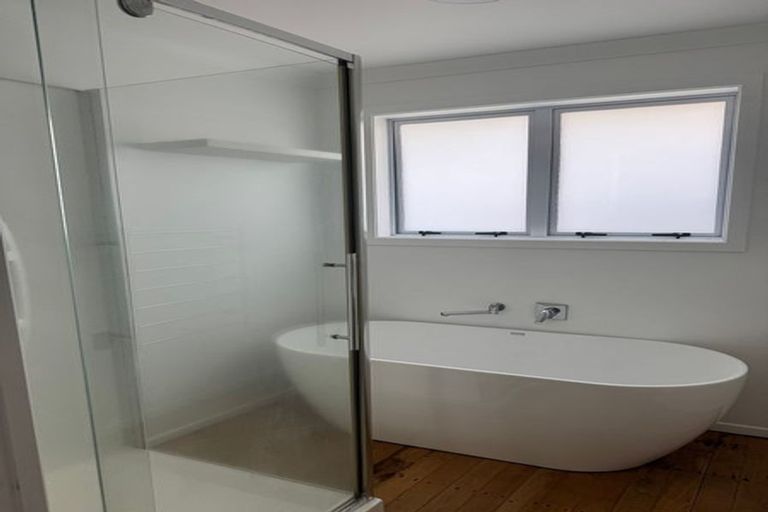 Photo of property in 28 Windsor Road, Bellevue, Tauranga, 3110