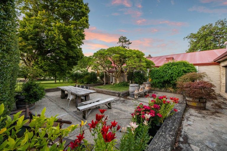 Photo of property in 94 Middleton Road, Upper Riccarton, Christchurch, 8041