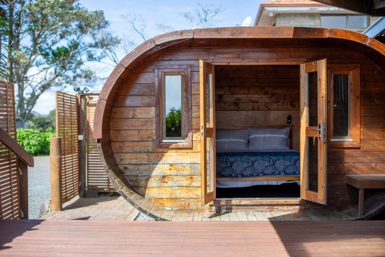 Photo of property in 4 Maungatawhiri Road, Raglan, 3295