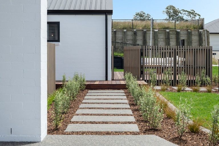 Photo of property in 14 Hayward Place, Ohauiti, Tauranga, 3112