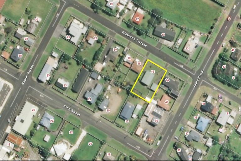 Photo of property in 16 Gisborne Terrace, Opunake, 4616