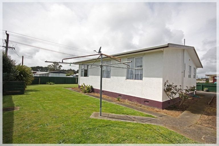 Photo of property in 6a Te Awa Street, Foxton Beach, Foxton, 4815