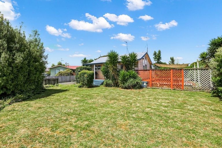 Photo of property in 4 Mckinley Place, Nawton, Hamilton, 3200