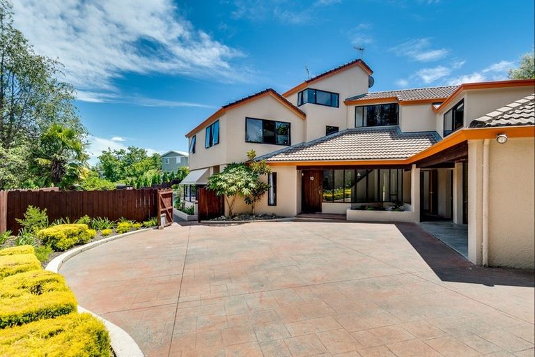 Photo of property in 10 Muritai Crescent, Havelock North, 4130