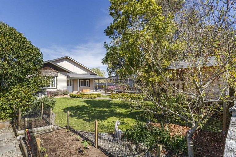 Photo of property in 32 Manson Street, Terrace End, Palmerston North, 4410