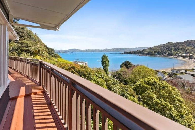 Photo of property in 9 Gill Road, Lowry Bay, Lower Hutt, 5013