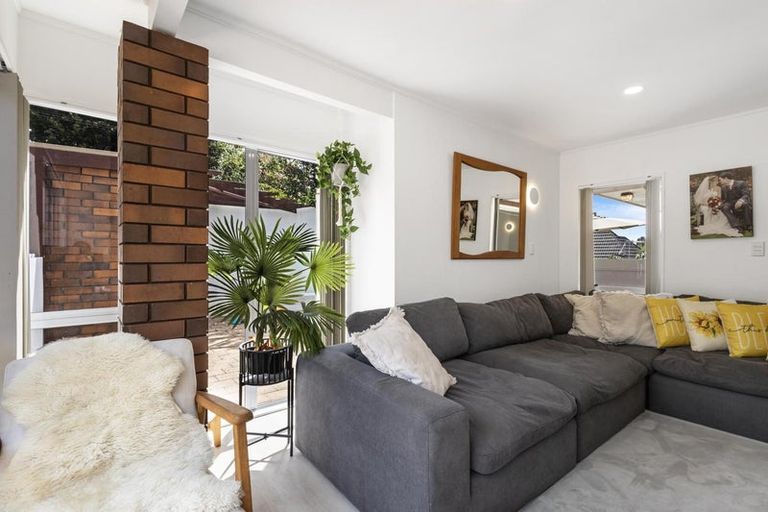 Photo of property in 8 Burn-murdoch Street, St Andrews, Hamilton, 3200